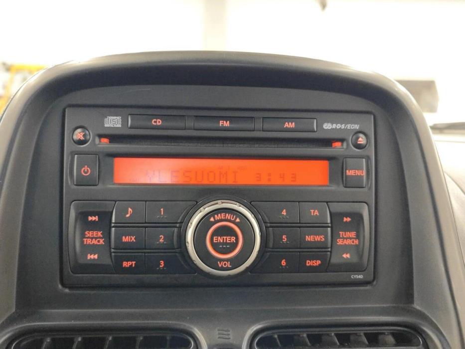 NISSAN NP300 2009