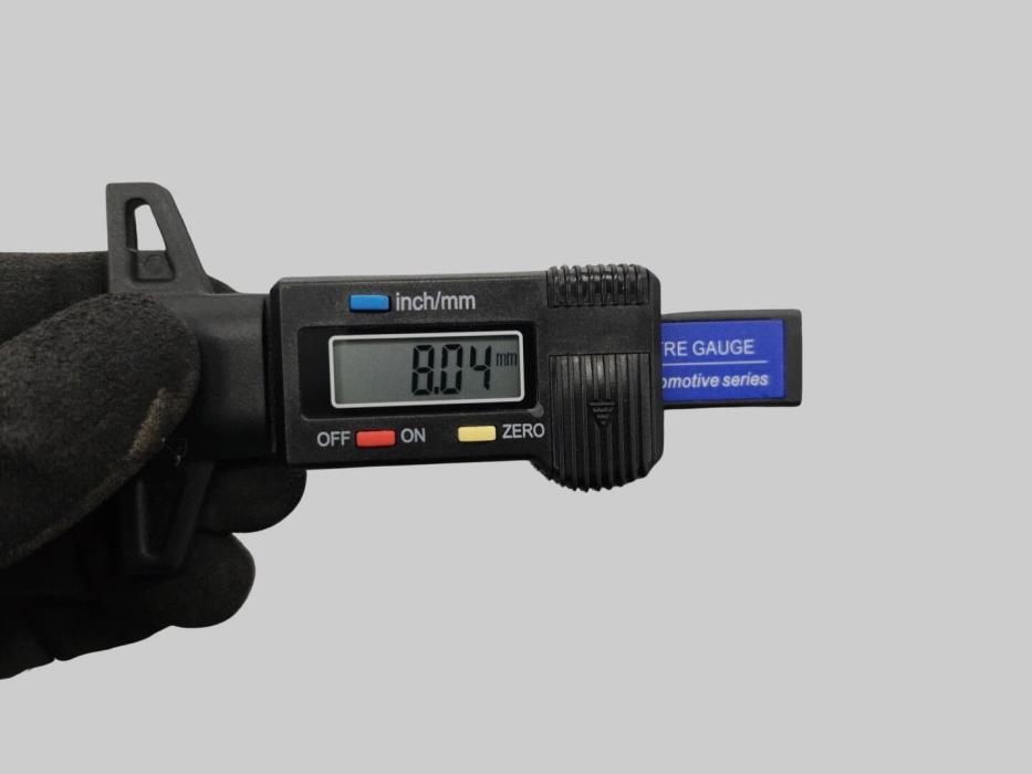 NISSAN NP300 2009