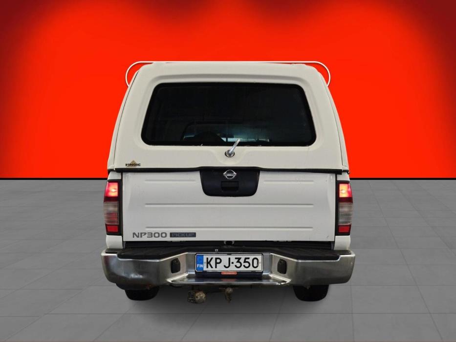 NISSAN NP300 2009