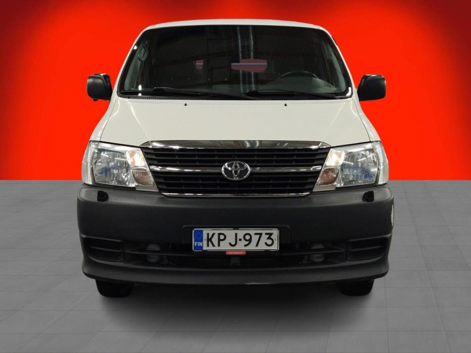 TOYOTA Hiace 2010