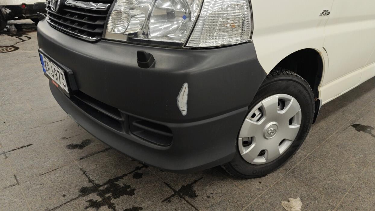 TOYOTA Hiace 2010