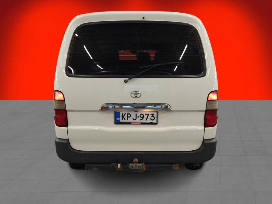 TOYOTA Hiace 2010