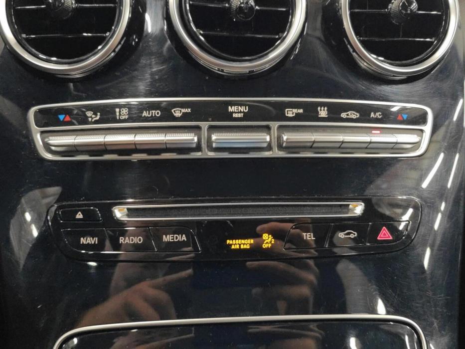 MERCEDES-BENZ C 2016