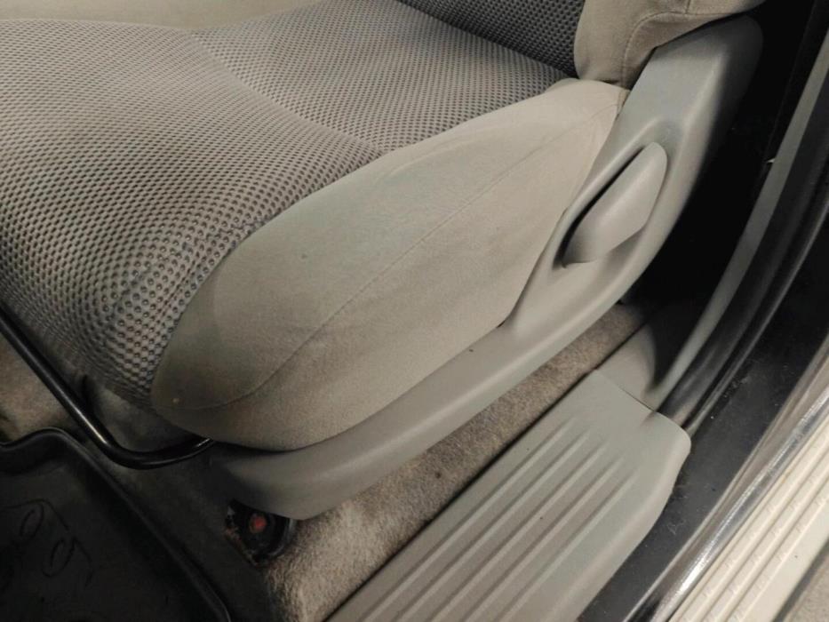 TOYOTA Hilux 2011