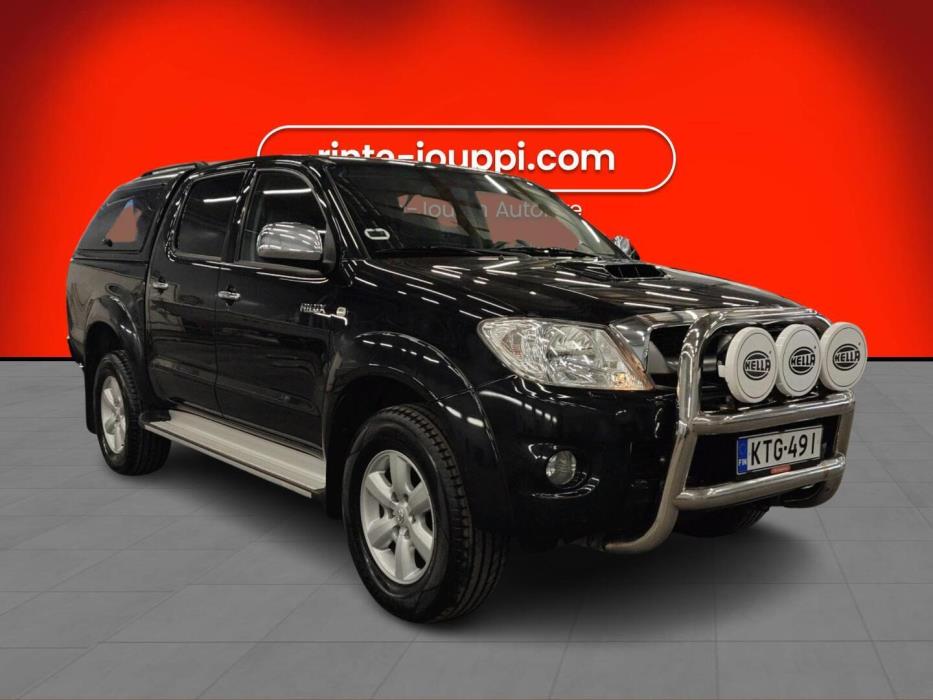 TOYOTA Hilux 2011
