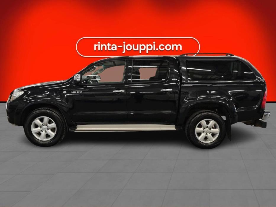 TOYOTA Hilux 2011