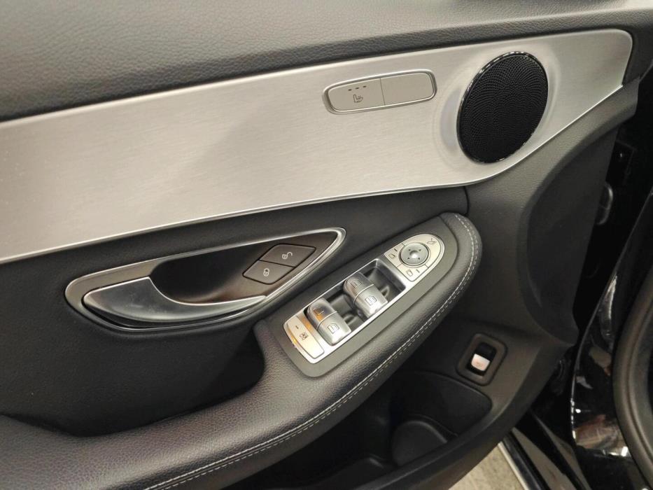 MERCEDES-BENZ C 2020