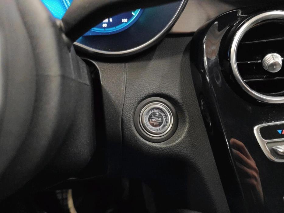 MERCEDES-BENZ C 2020