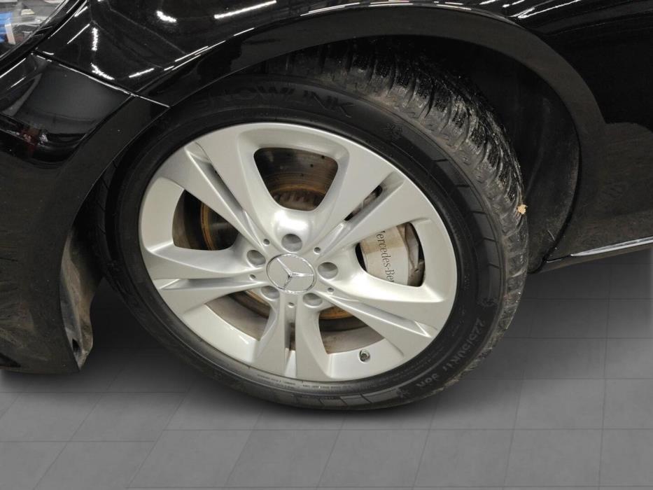 MERCEDES-BENZ C 2020