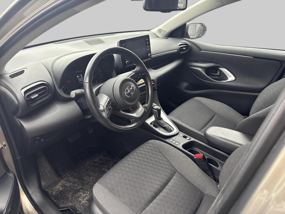 TOYOTA Yaris 2022