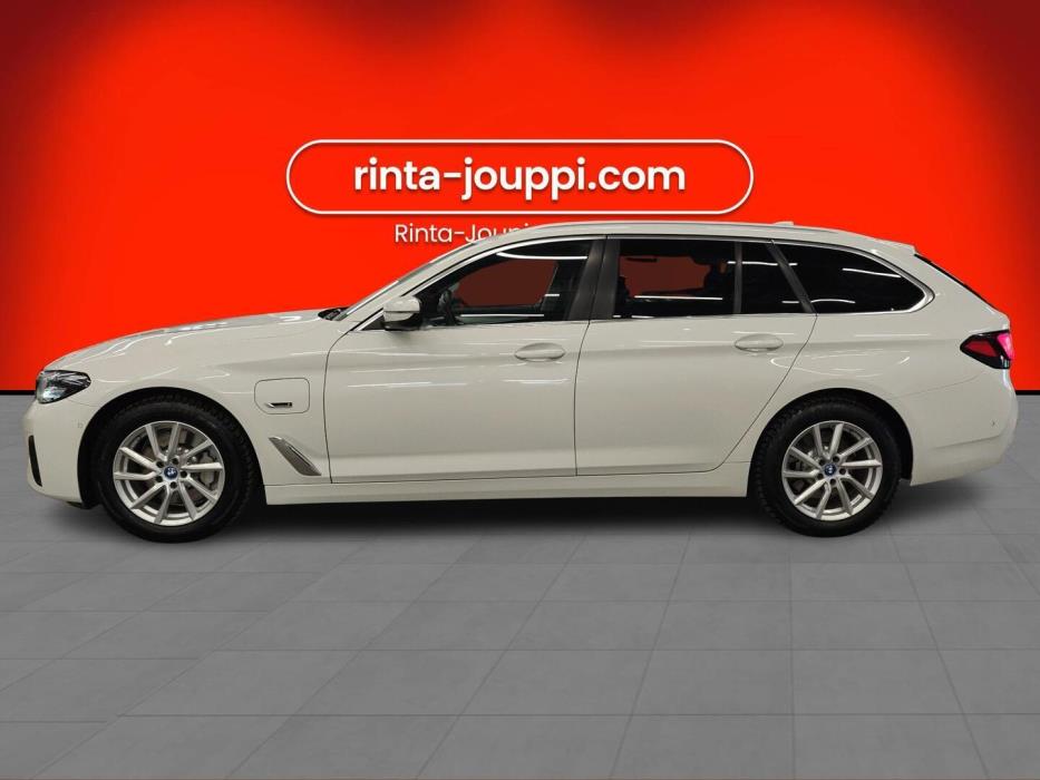 BMW 530 2022