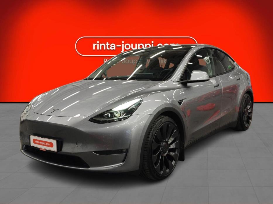 TESLA MODEL Y 2024