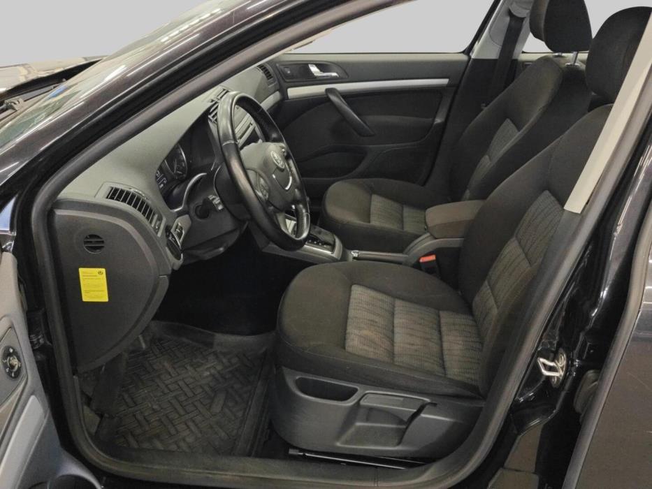 SKODA Octavia 2013