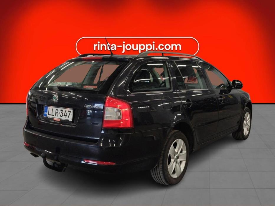 SKODA Octavia 2013