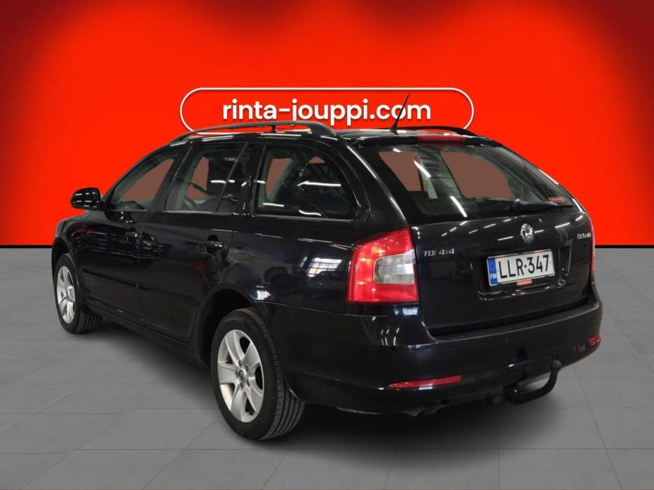 SKODA Octavia 2013