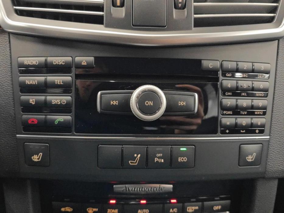 MERCEDES-BENZ E 2012