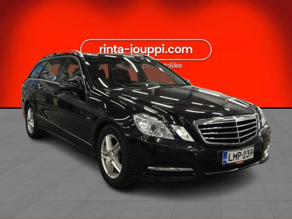 MERCEDES-BENZ E 2012