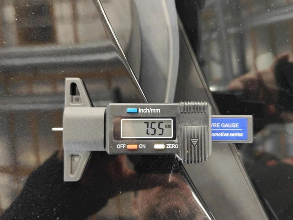 MERCEDES-BENZ E 2015