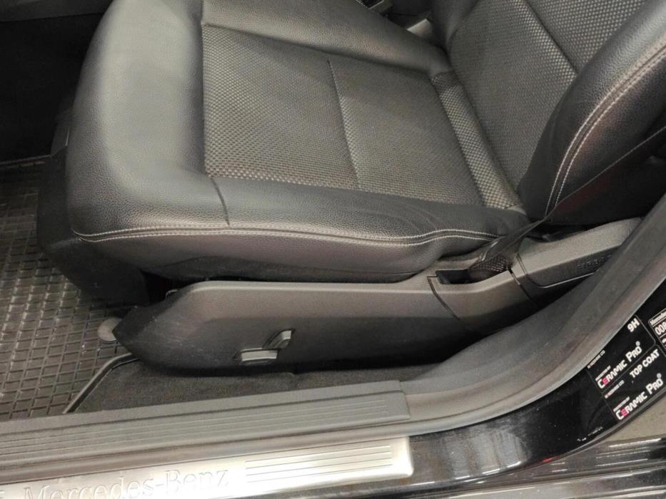 MERCEDES-BENZ E 2015