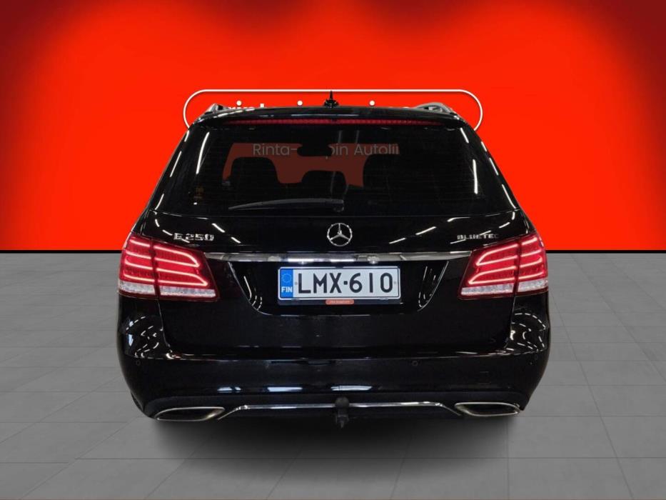 MERCEDES-BENZ E 2015