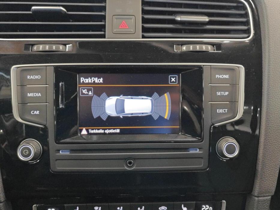 VOLKSWAGEN Golf 2016