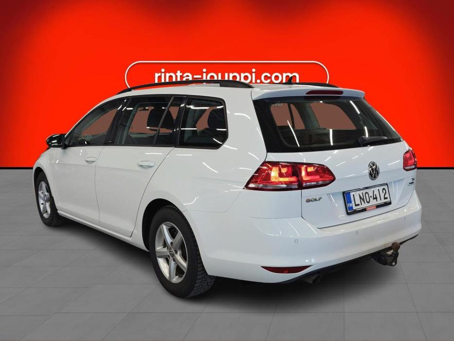 VOLKSWAGEN Golf 2016