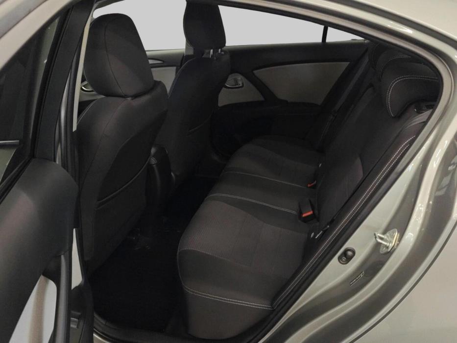 TOYOTA Avensis 2018