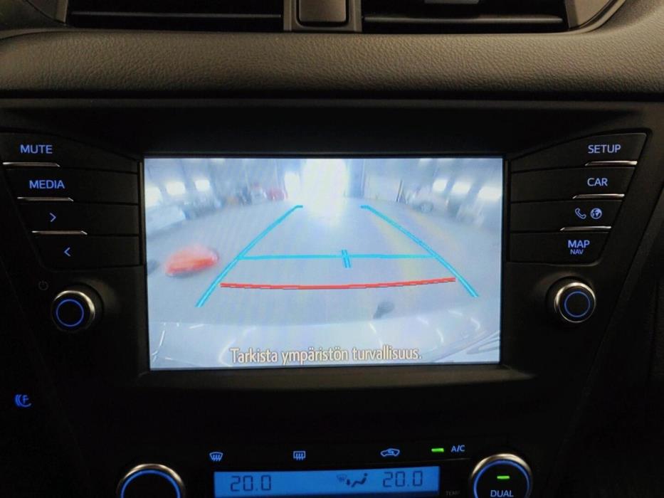 TOYOTA Avensis 2018