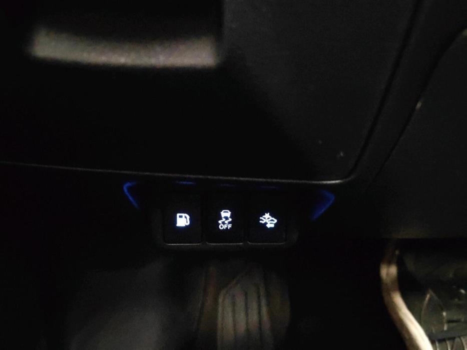 TOYOTA Avensis 2018