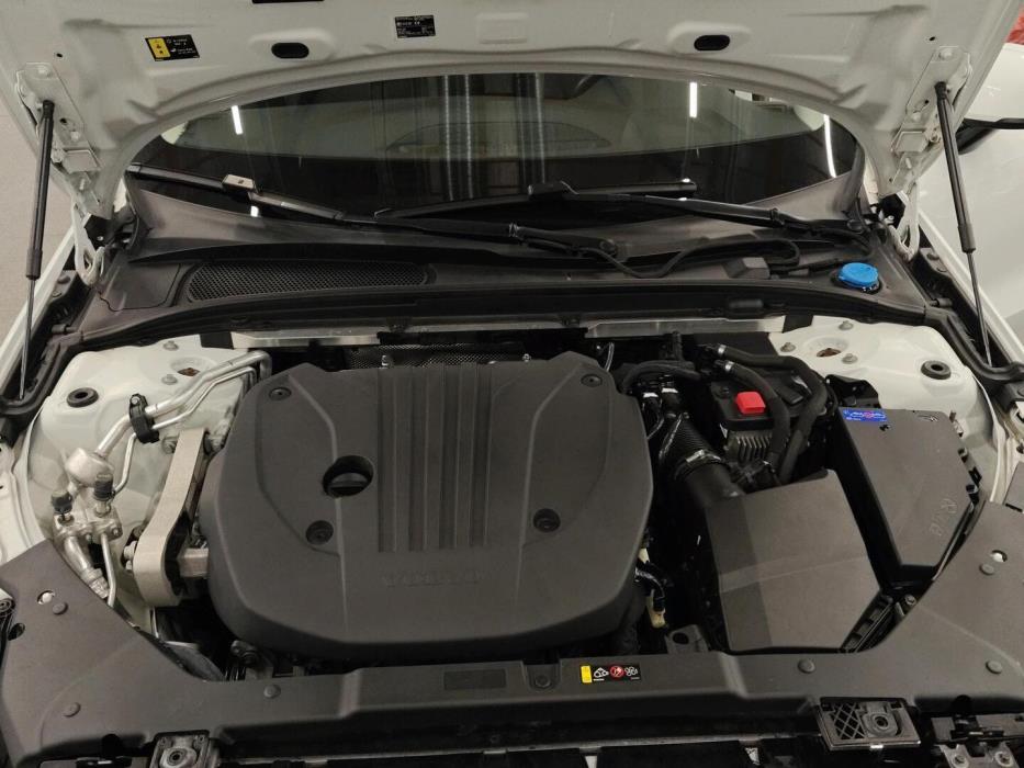 VOLVO V60 2021