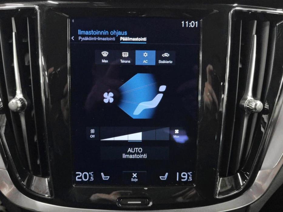 VOLVO V60 2021