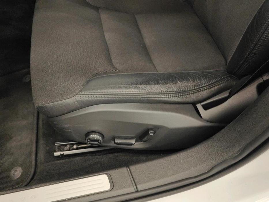VOLVO V60 2021