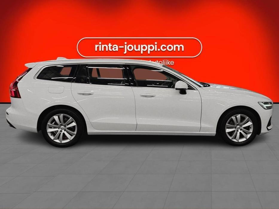 VOLVO V60 2021