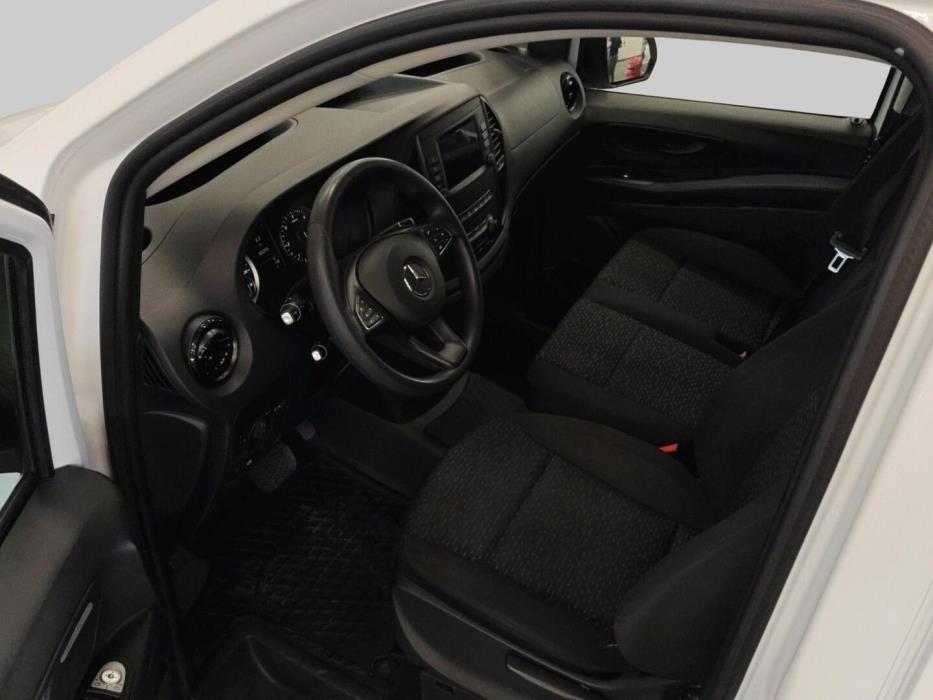 MERCEDES-BENZ VITO 2022