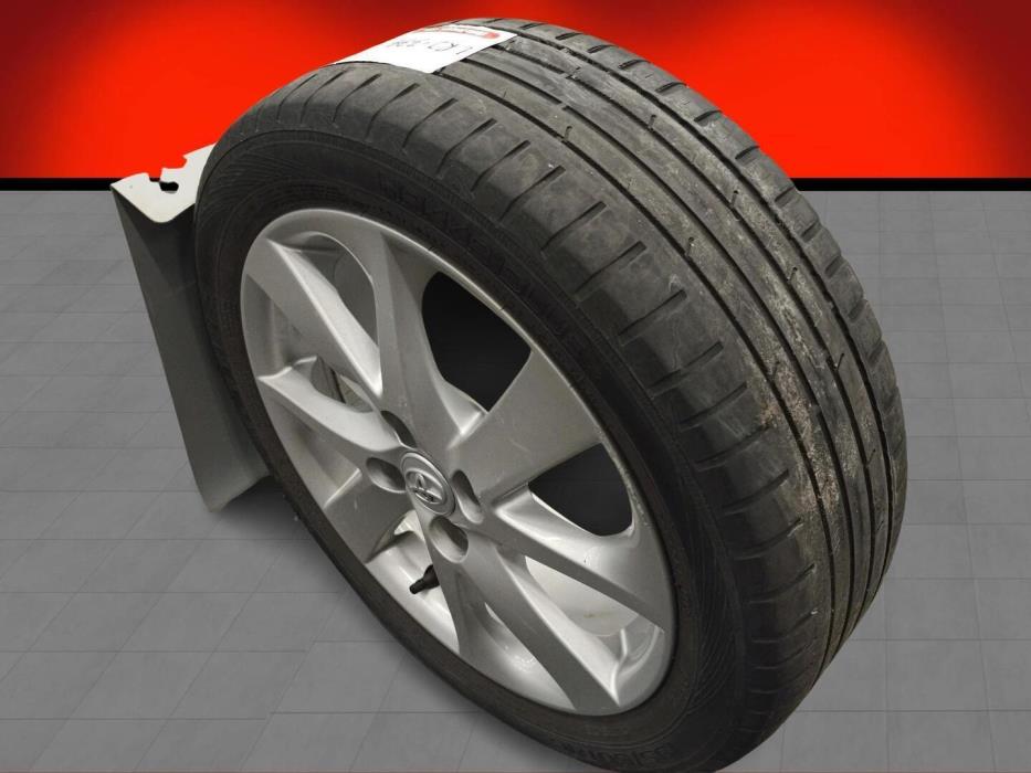 TOYOTA Yaris 2013