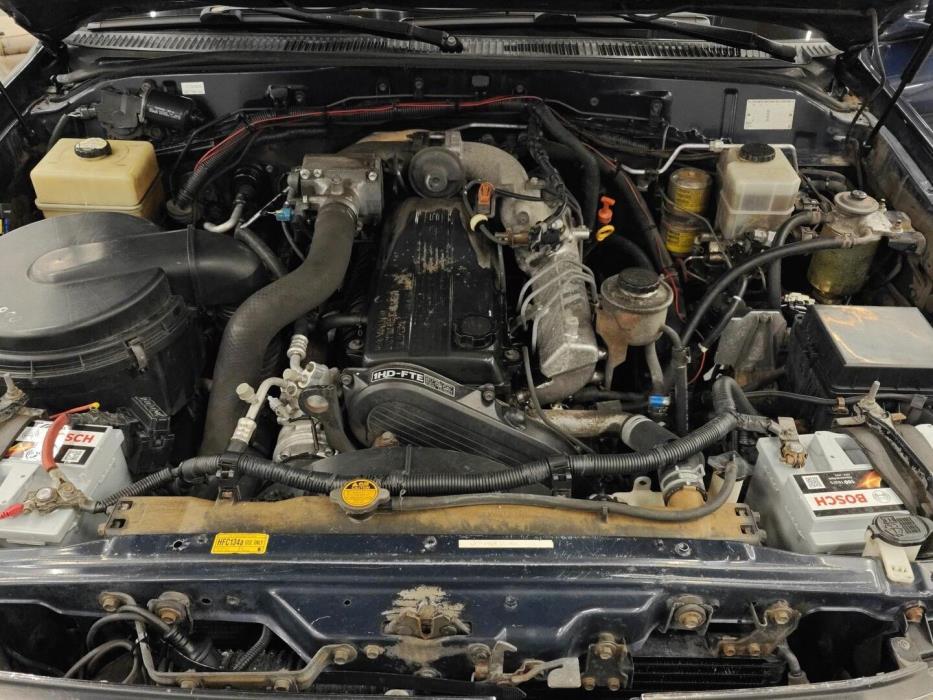 TOYOTA Land Cruiser 2000