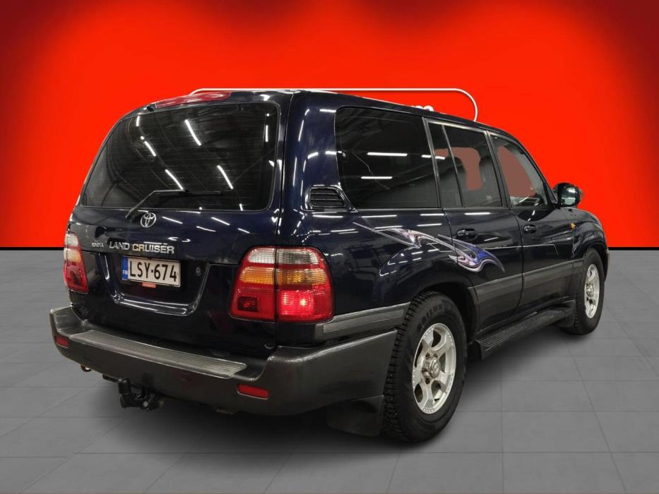 TOYOTA Land Cruiser 2000