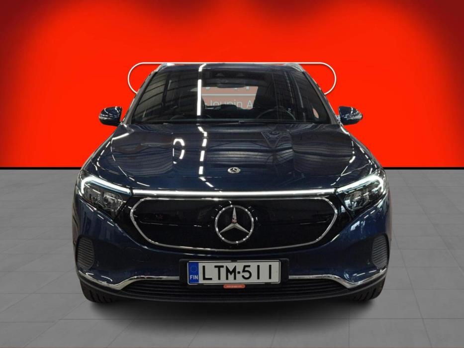 MERCEDES-BENZ EQA 2022