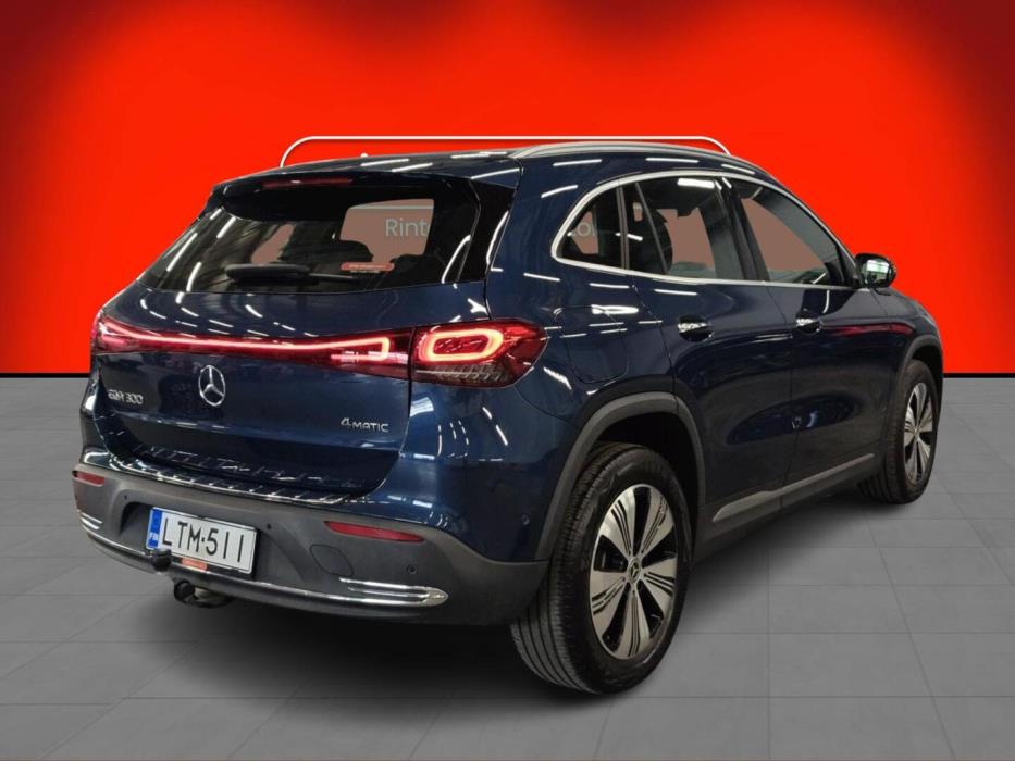 MERCEDES-BENZ EQA 2022