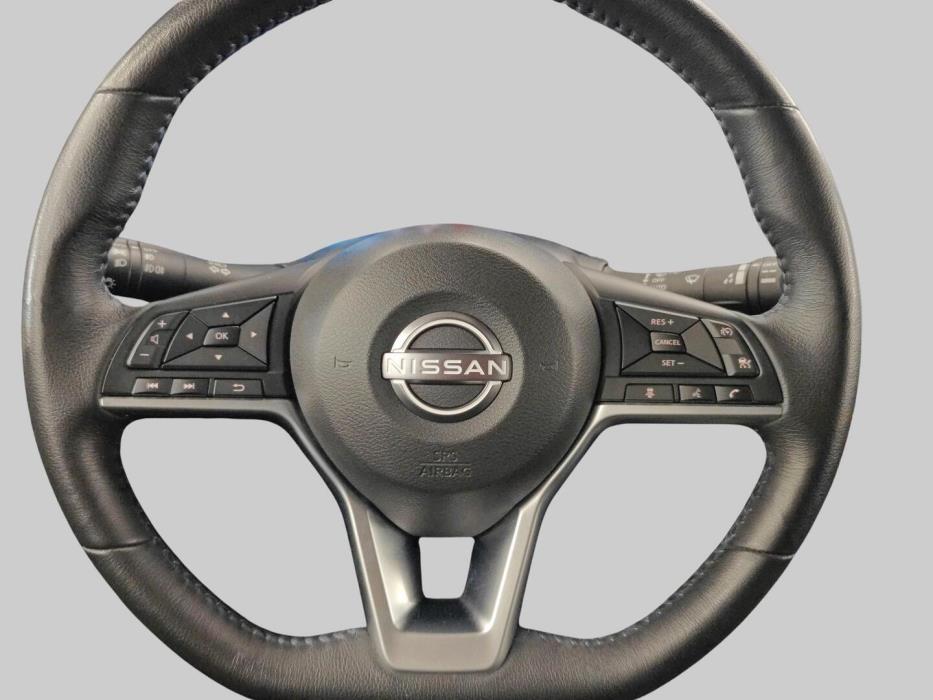NISSAN LEAF 2023