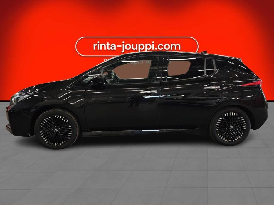 NISSAN LEAF 2023