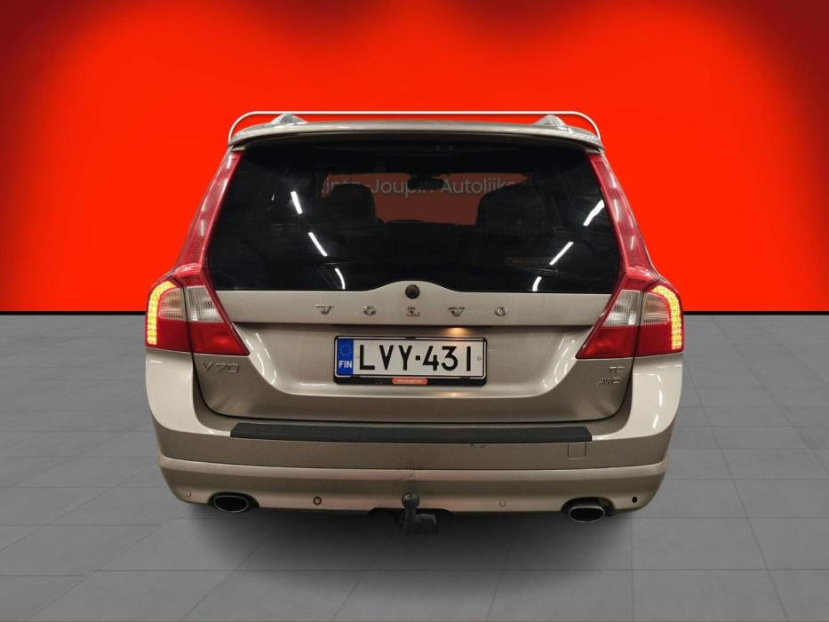 VOLVO V70 2007