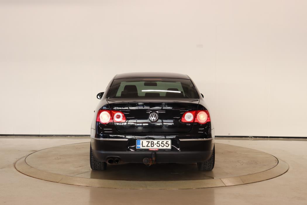 VOLKSWAGEN Passat 2008