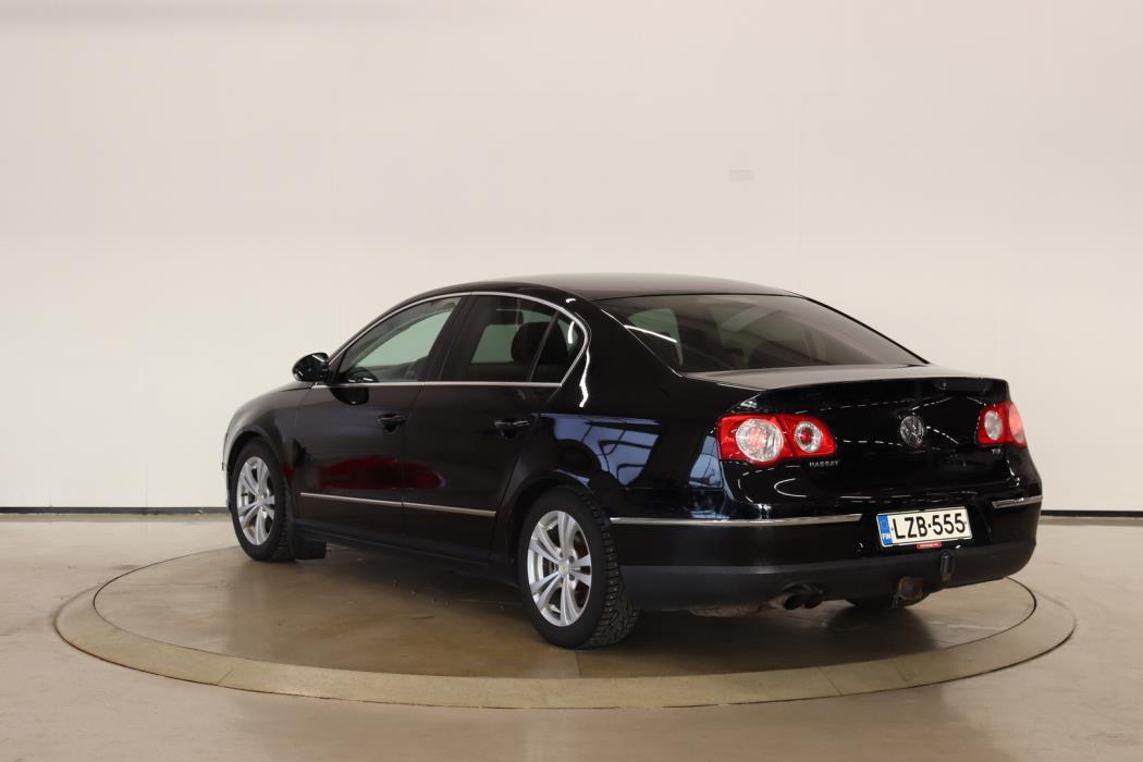 VOLKSWAGEN Passat 2008