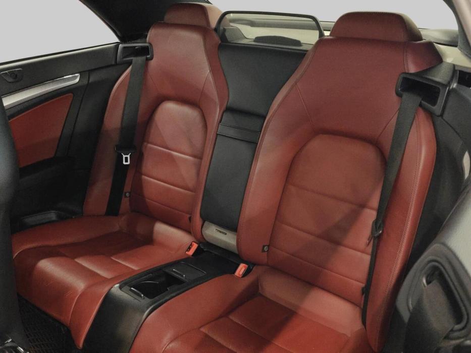 MERCEDES-BENZ E 2011