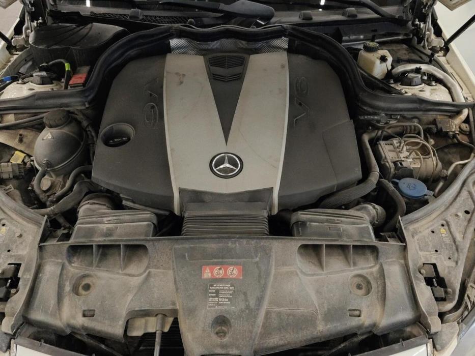 MERCEDES-BENZ E 2011