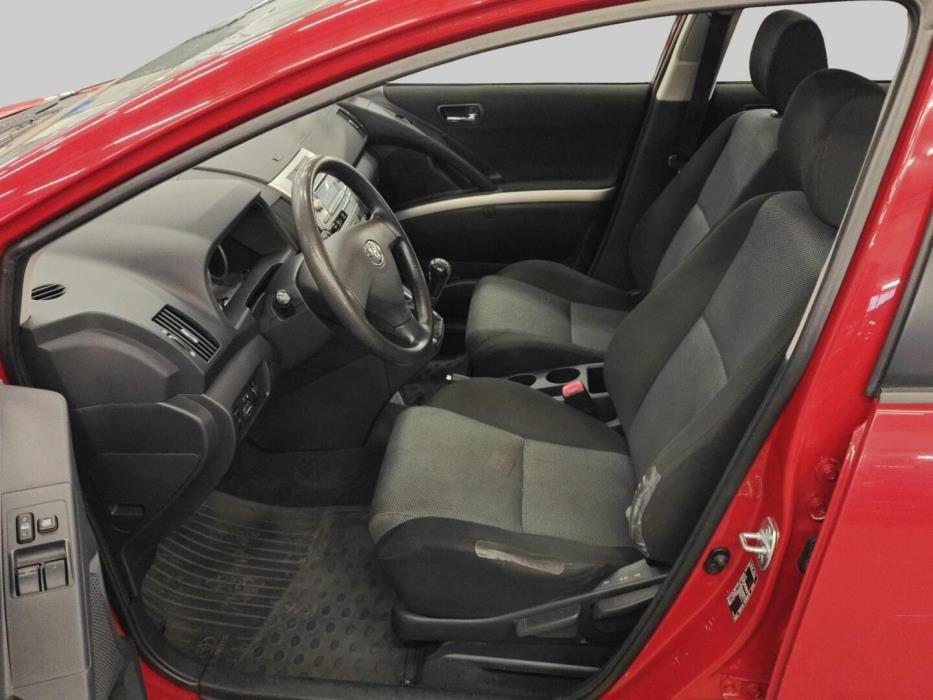 TOYOTA Corolla Verso 2007