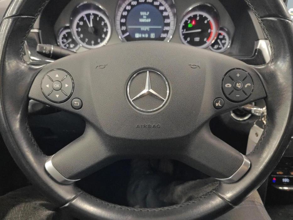 MERCEDES-BENZ E 2010