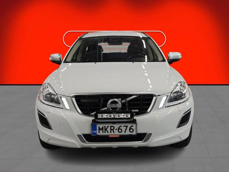 VOLVO XC60 2011