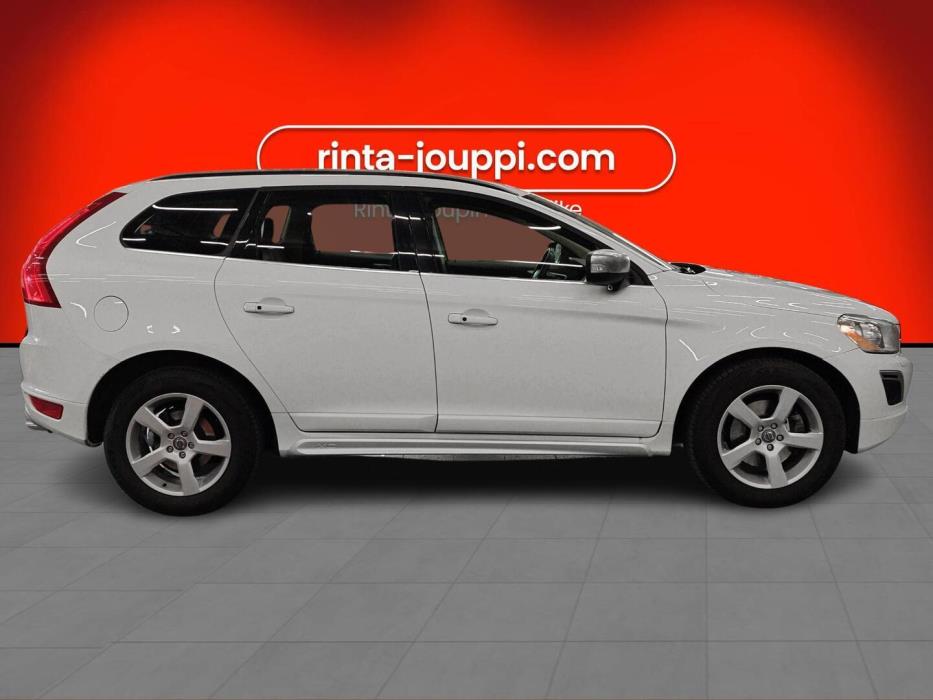 VOLVO XC60 2011